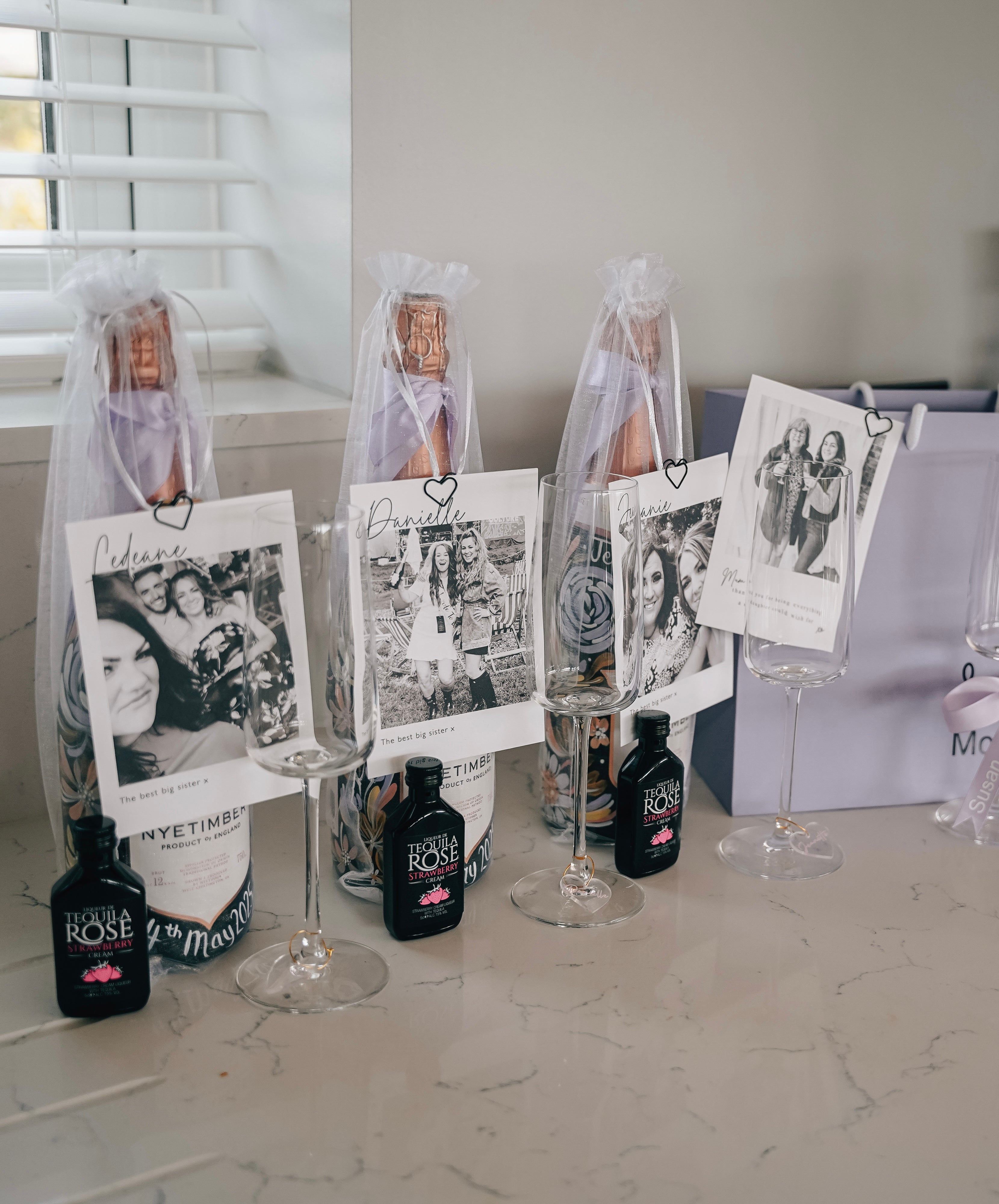 https://www.tinahevinghamphotography.co.uk/weddingphotography