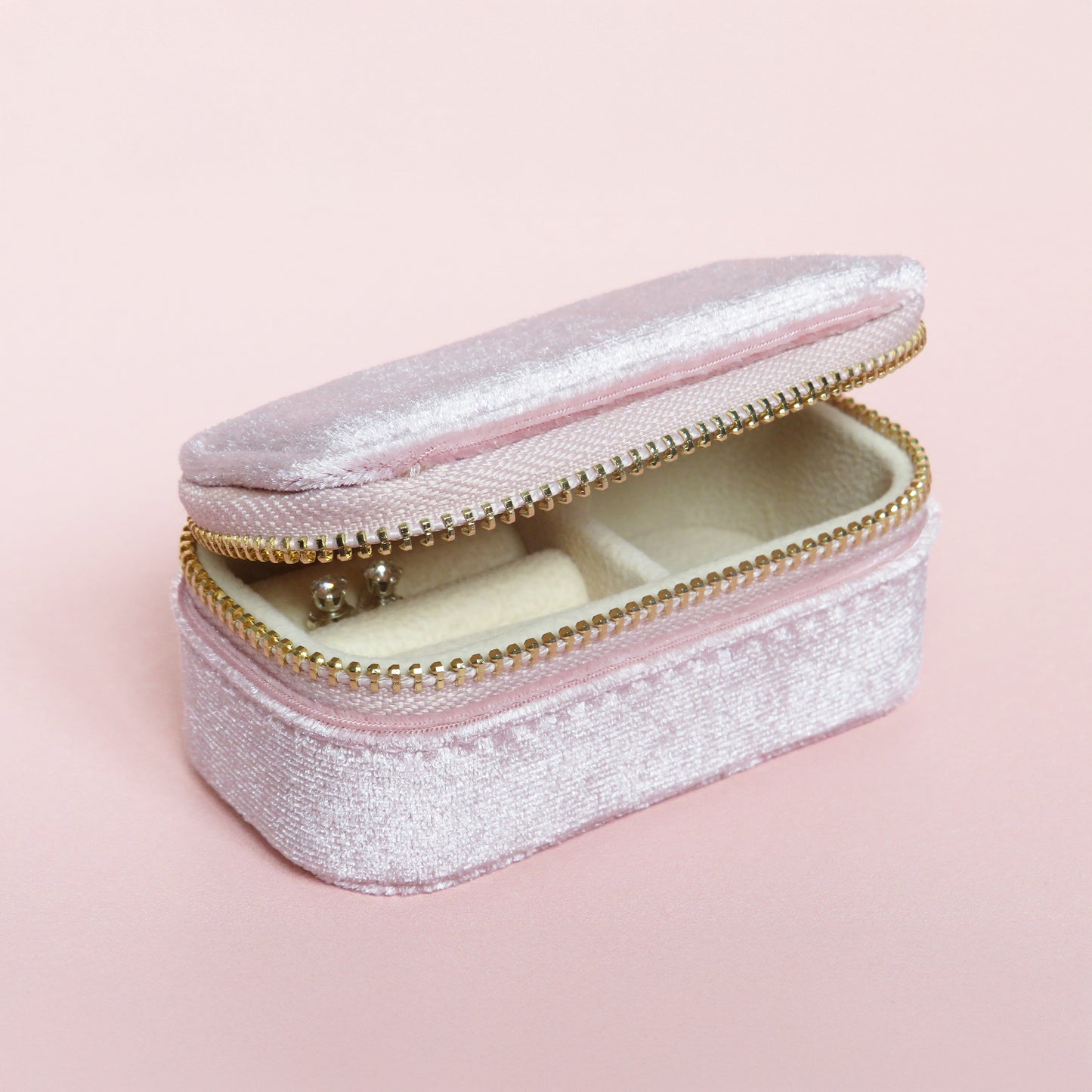 Travel-Size Velvet Jewellery Box