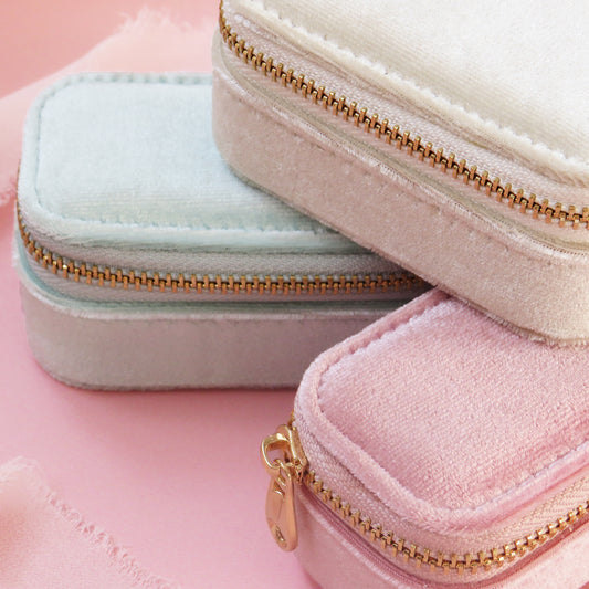 Travel-Size Velvet Jewellery Box