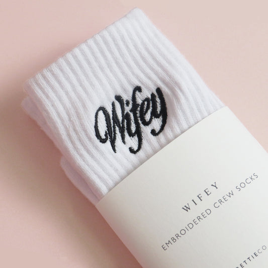 Wifey Embroidered Socks – Classic White Crew